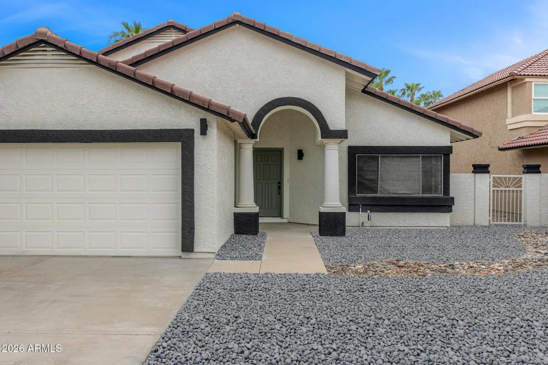 Real Estate Picture 14