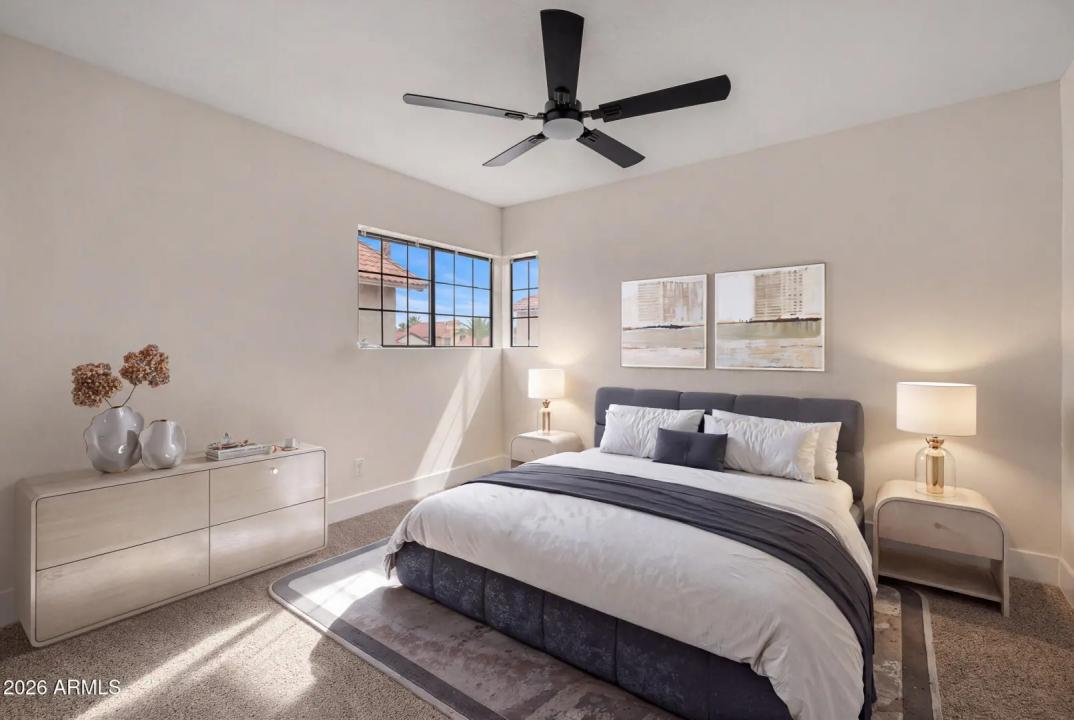 Real Estate Picture 11