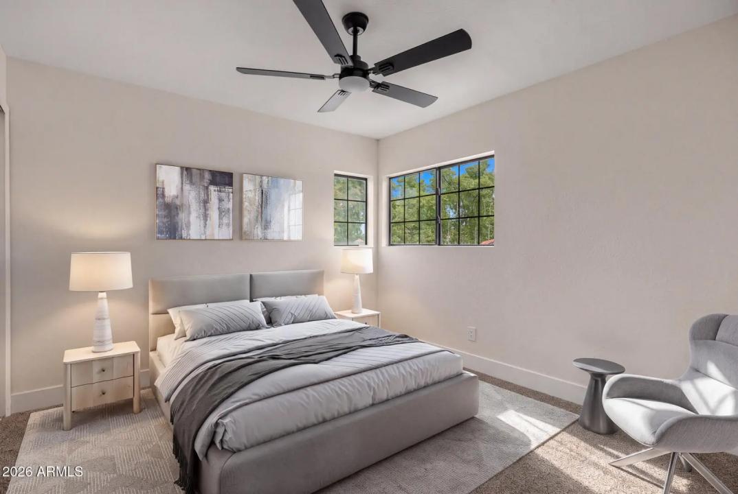 Real Estate Picture 12