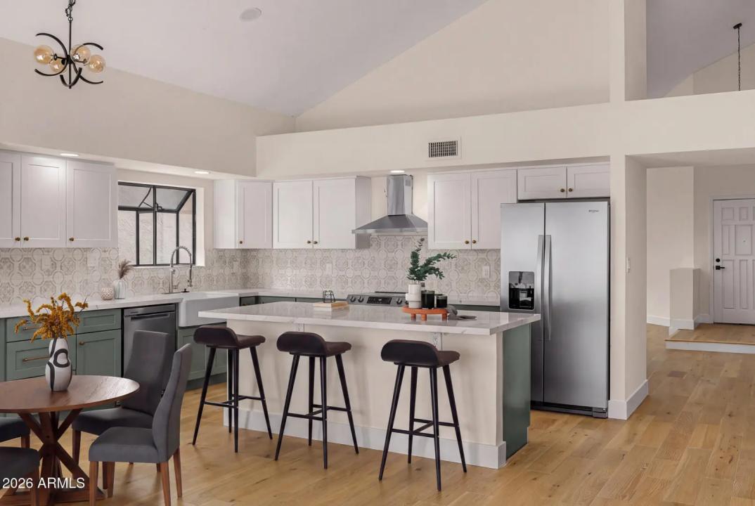Real Estate Picture 1