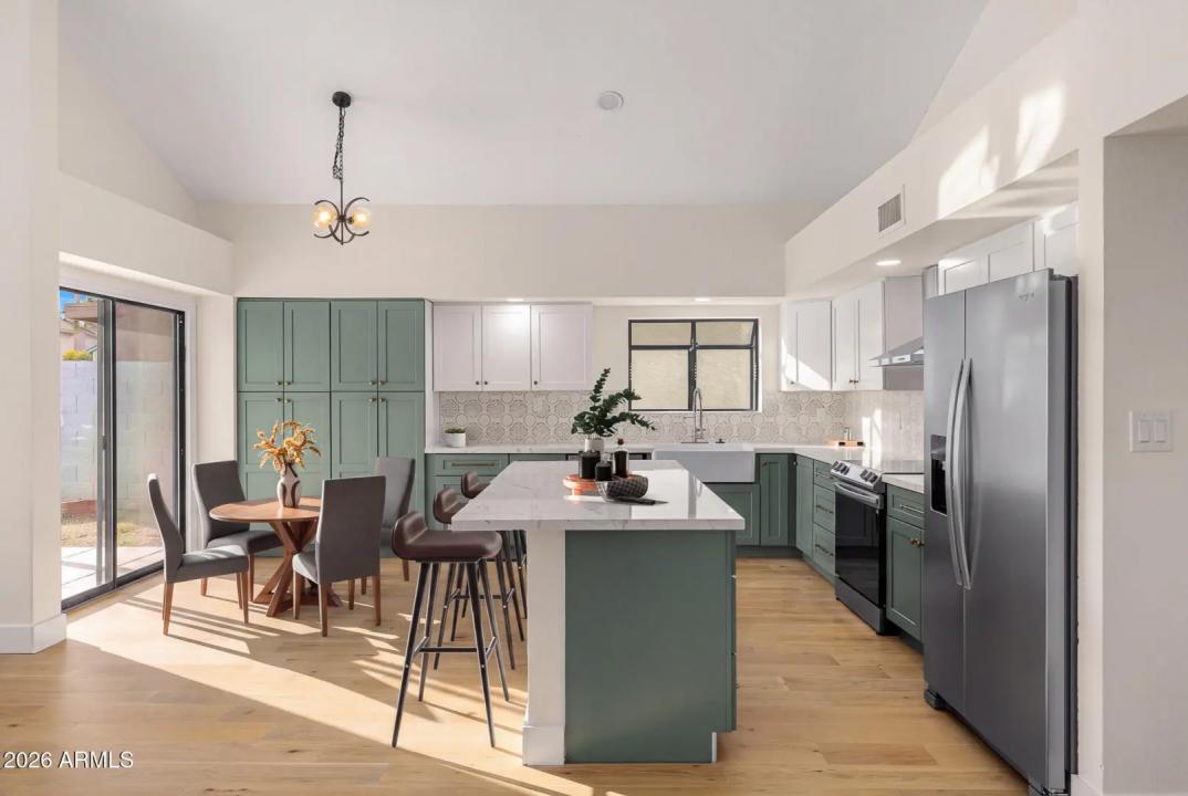 Real Estate Picture 2