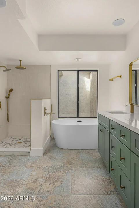 Real Estate Picture 9
