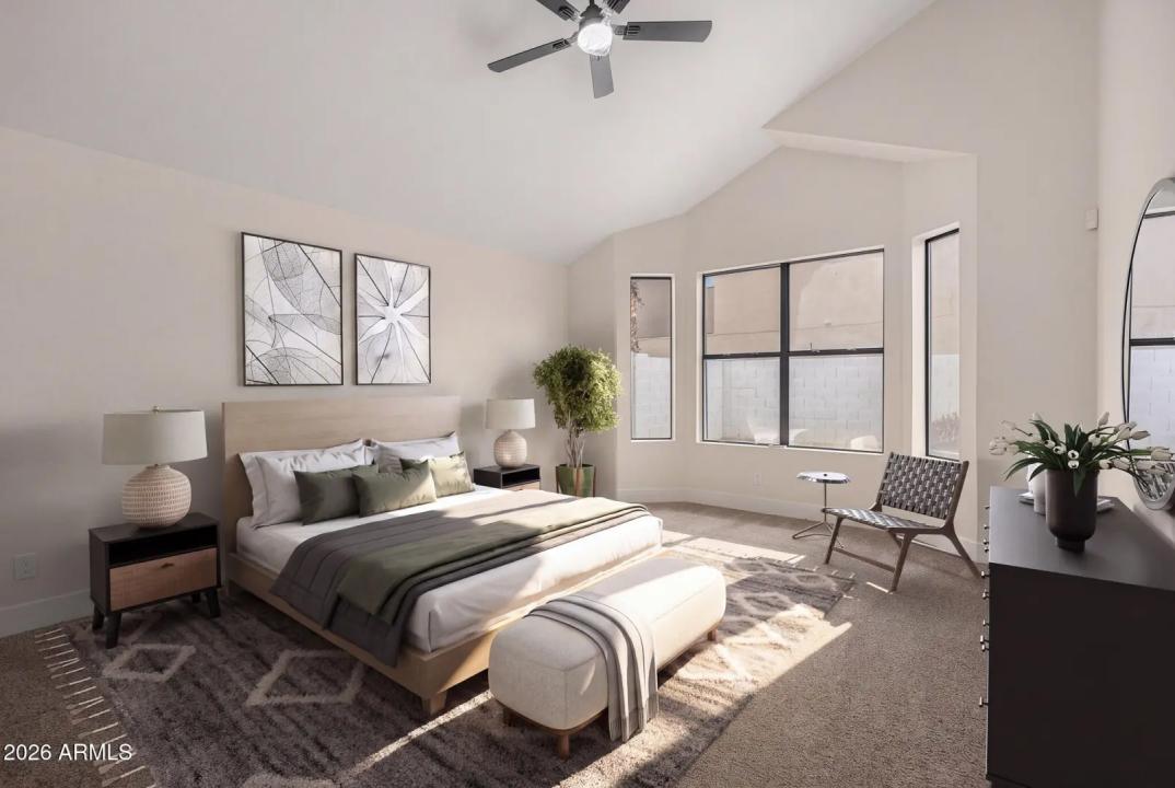 Real Estate Picture 7