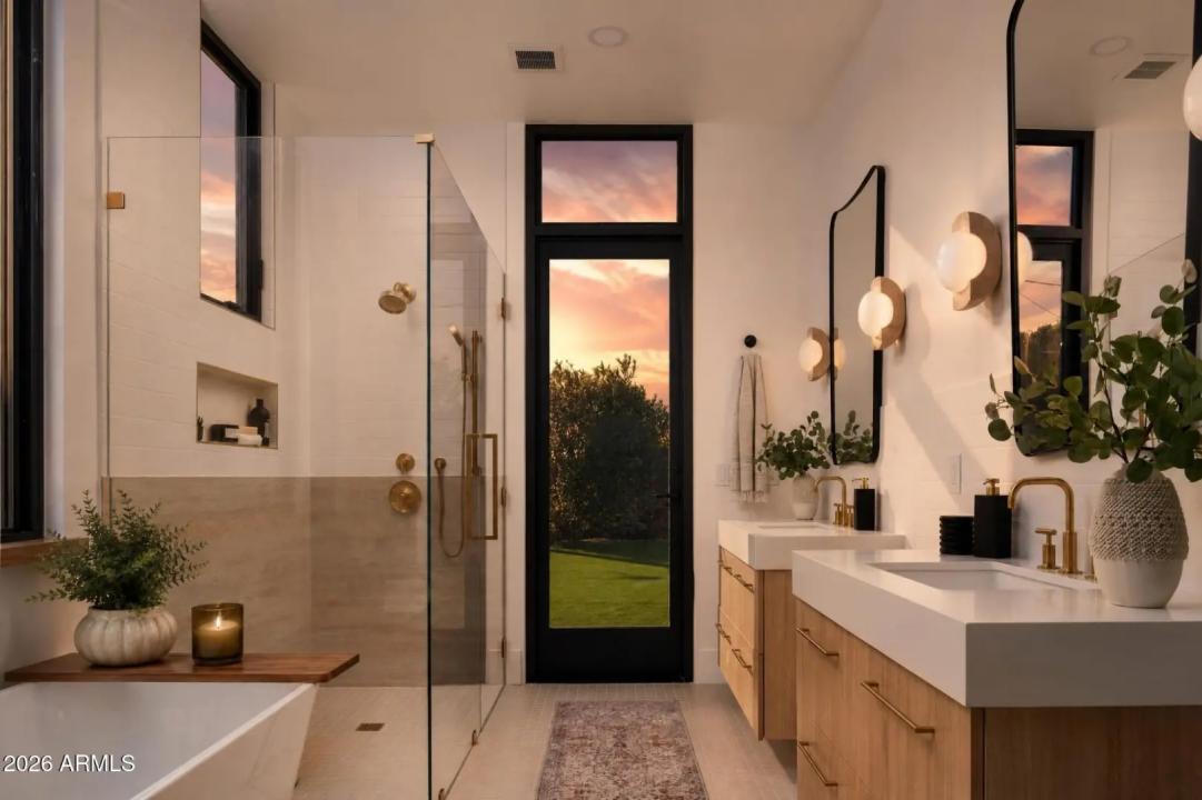 Real Estate Picture 18