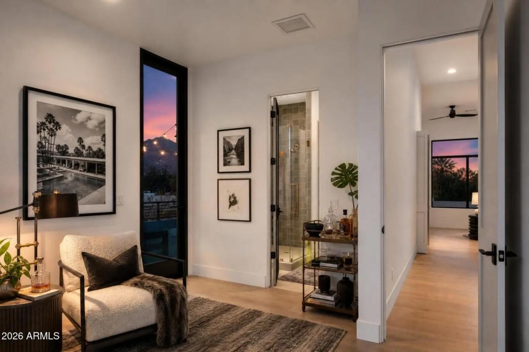 Real Estate Picture 24