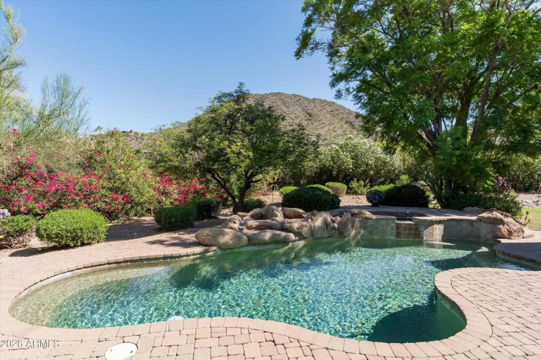 Real Estate Picture 46