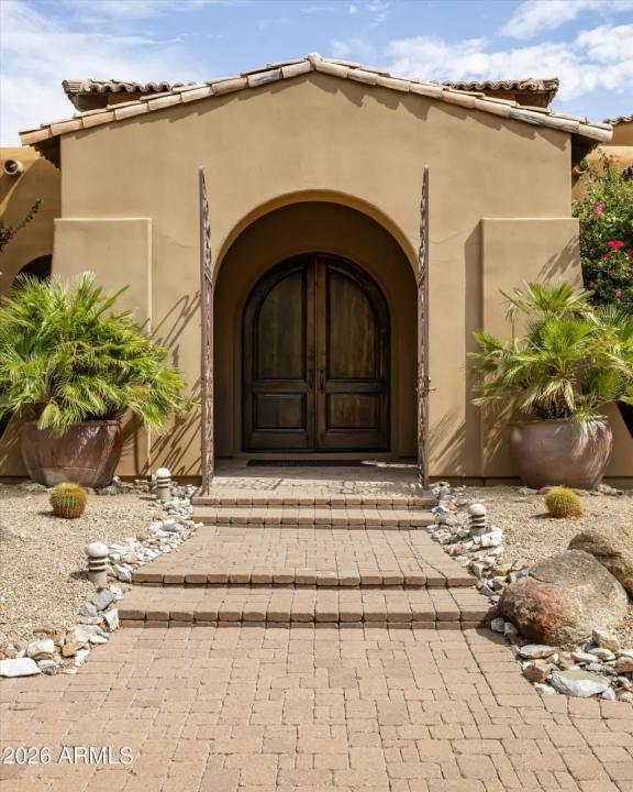 Real Estate Picture 5