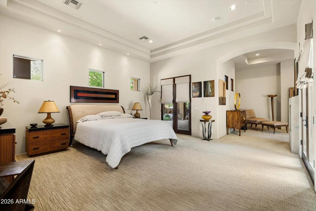 Real Estate Picture 23