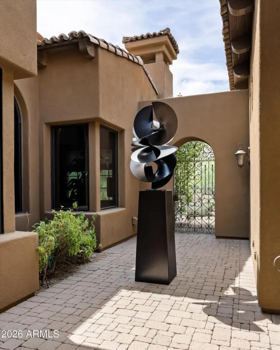 Real Estate Picture 27