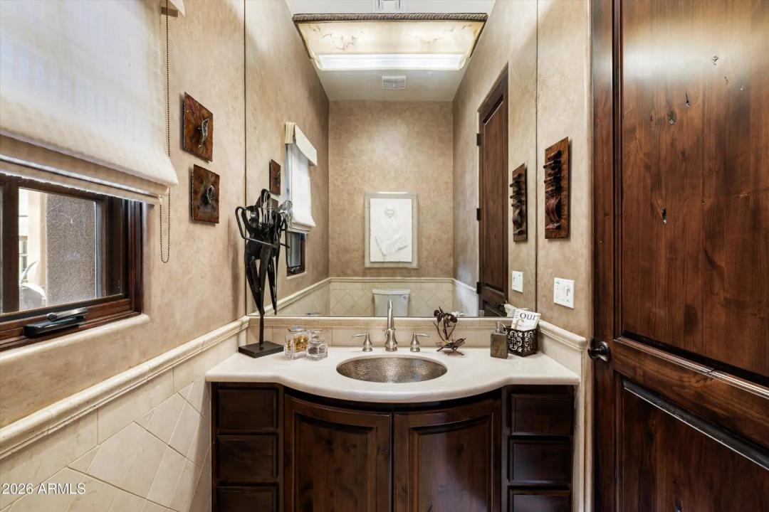 Real Estate Picture 34