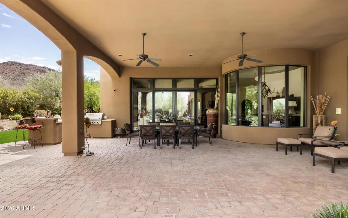Real Estate Picture 43