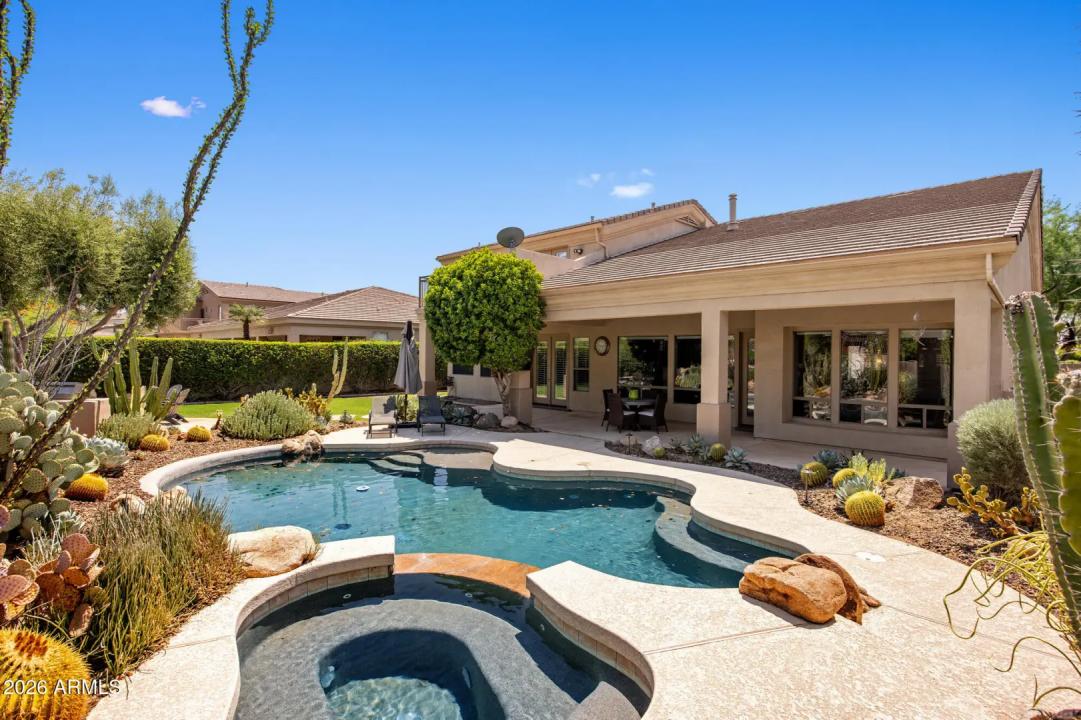 Real Estate Picture 2