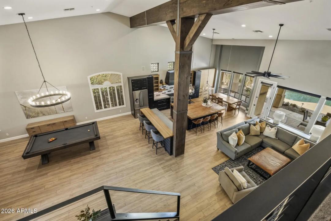 Real Estate Picture 22