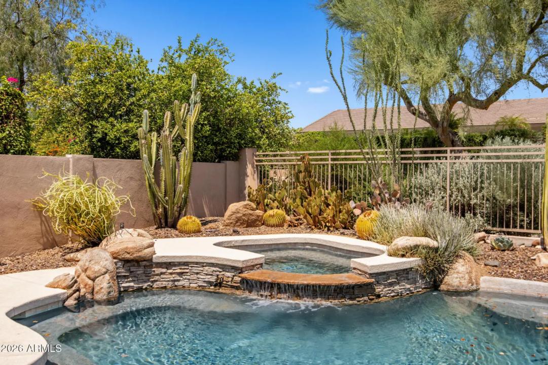 Real Estate Picture 41