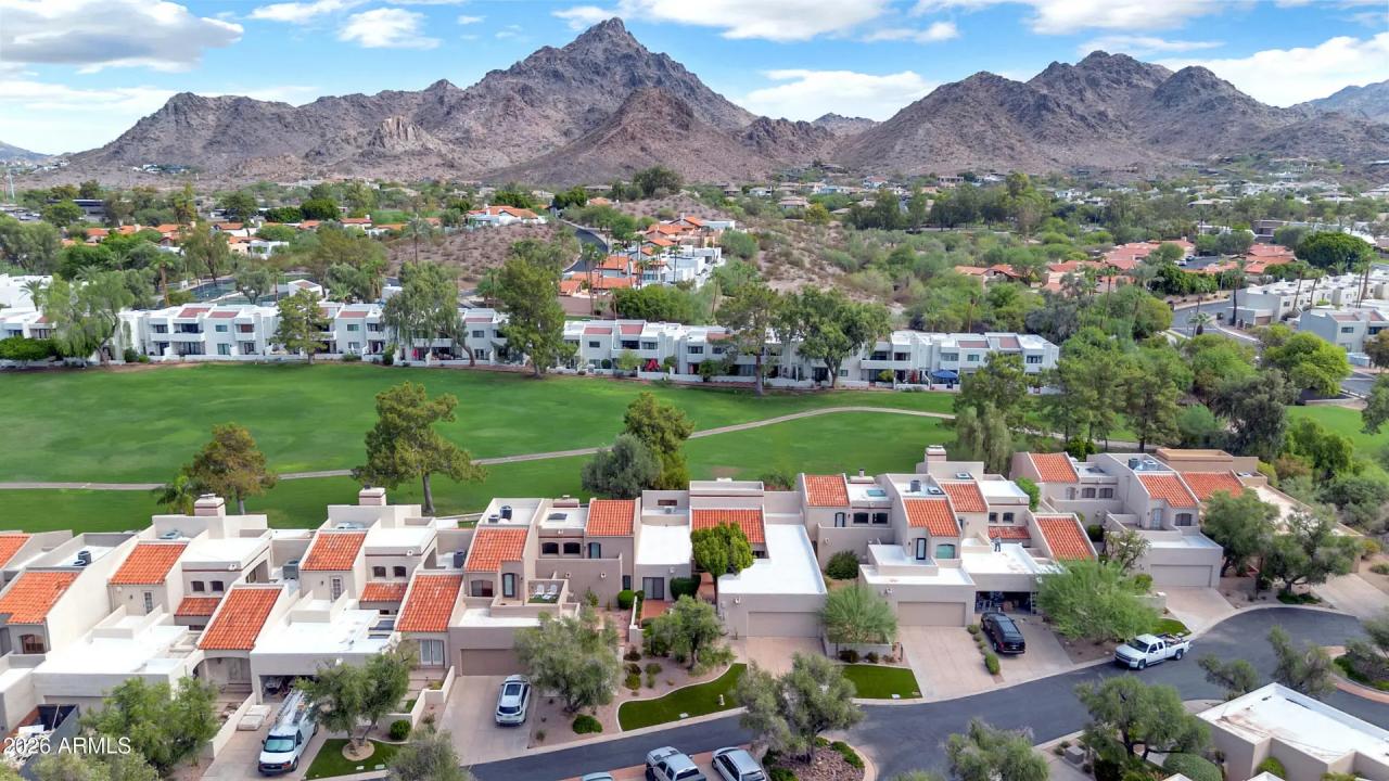 Real Estate Picture 37