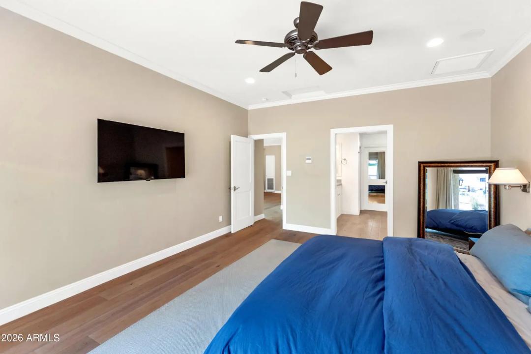 Real Estate Picture 18