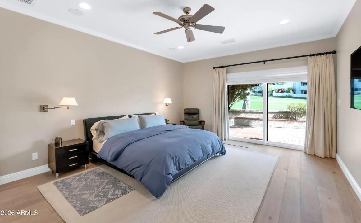 Real Estate Picture 17