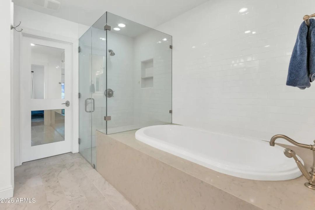 Real Estate Picture 20