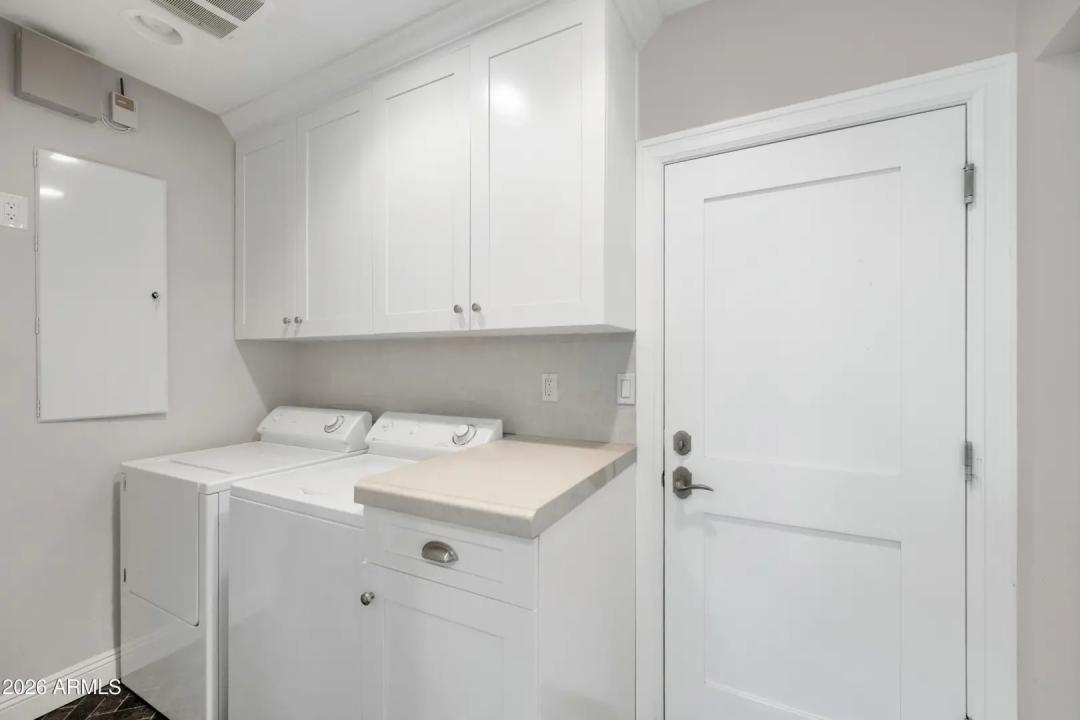 Real Estate Picture 28