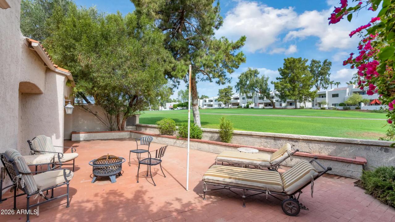 Real Estate Picture 33
