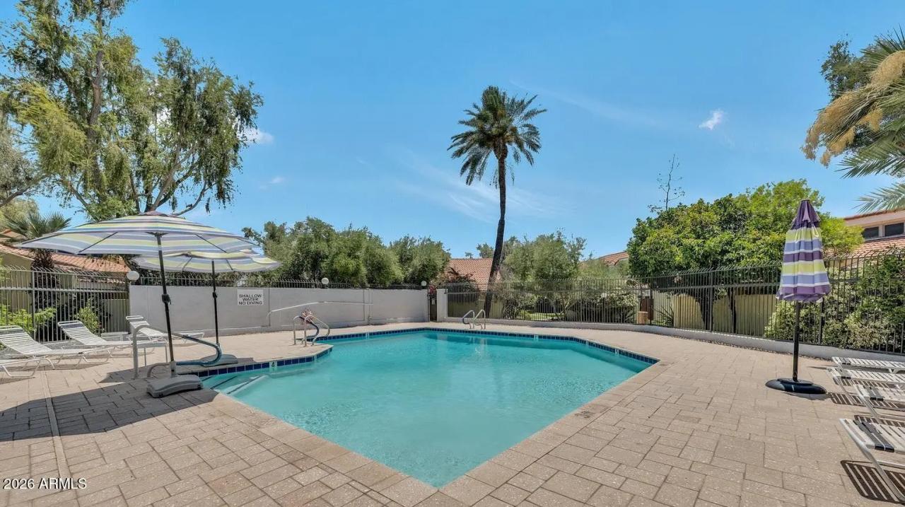 Real Estate Picture 1