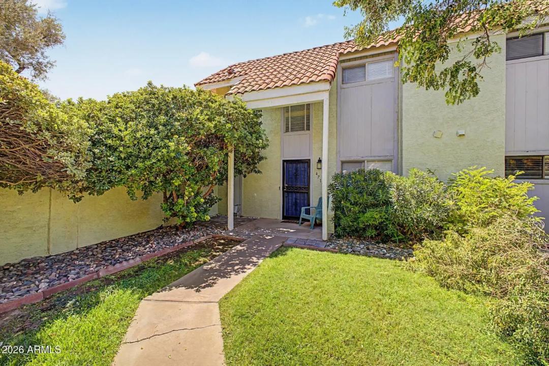 Real Estate Picture 2