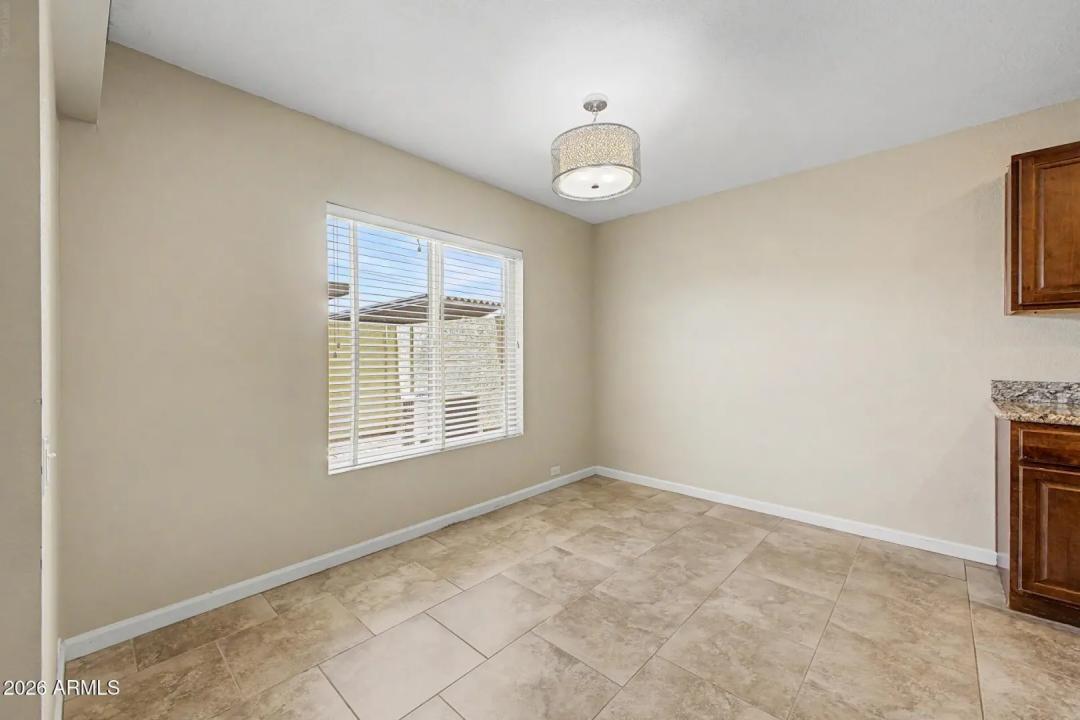 Real Estate Picture 6