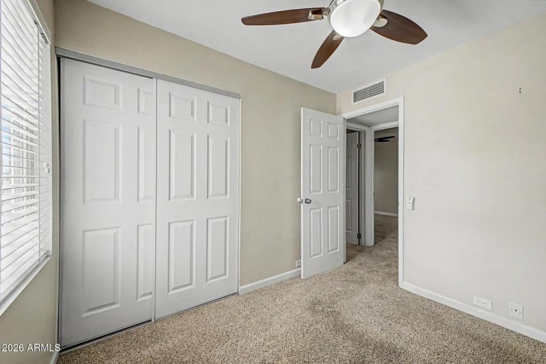 Real Estate Picture 17