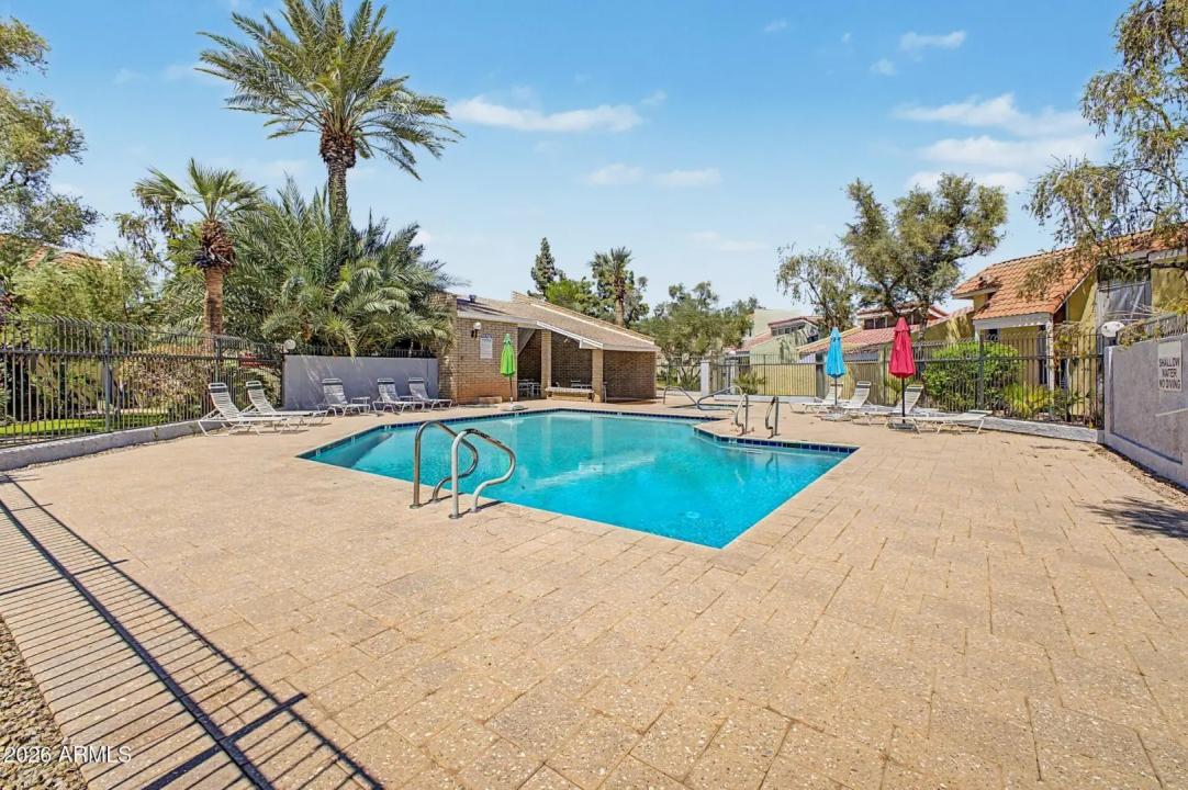 Real Estate Picture 22