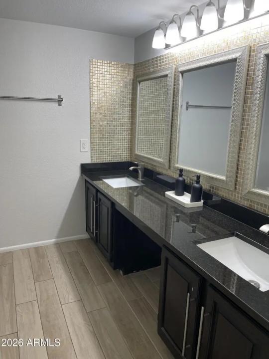 Real Estate Picture 5