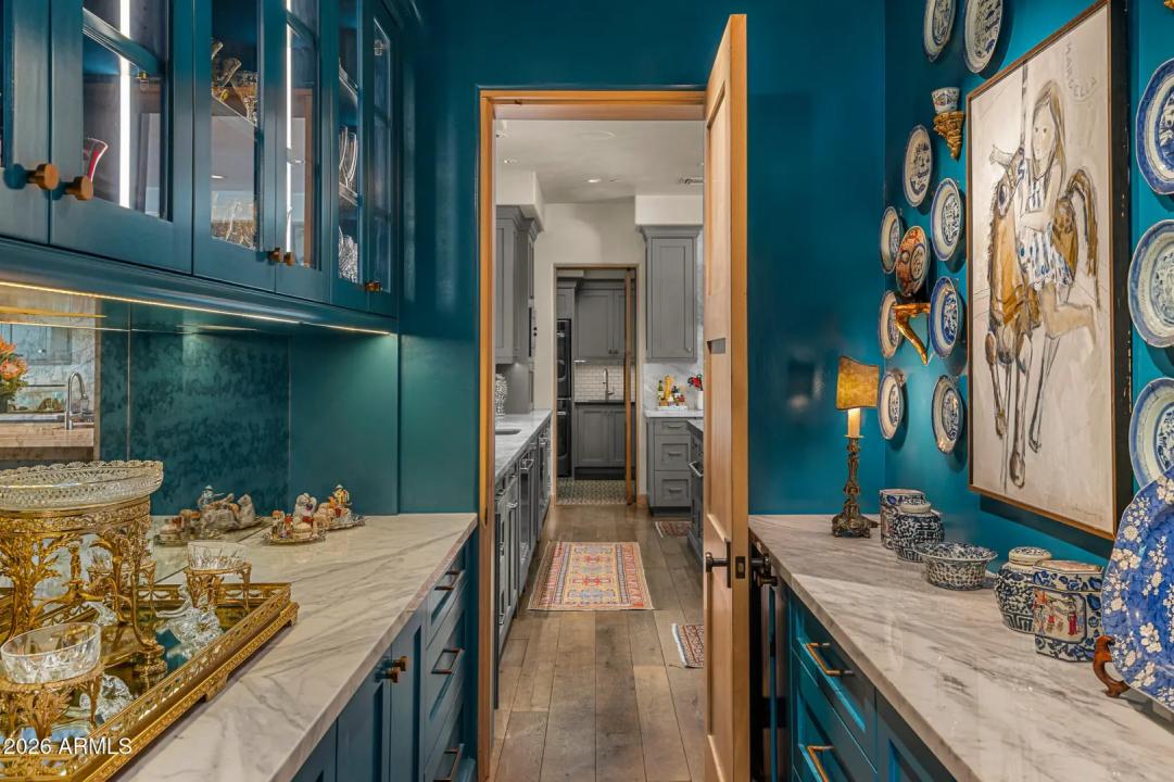Real Estate Picture 22