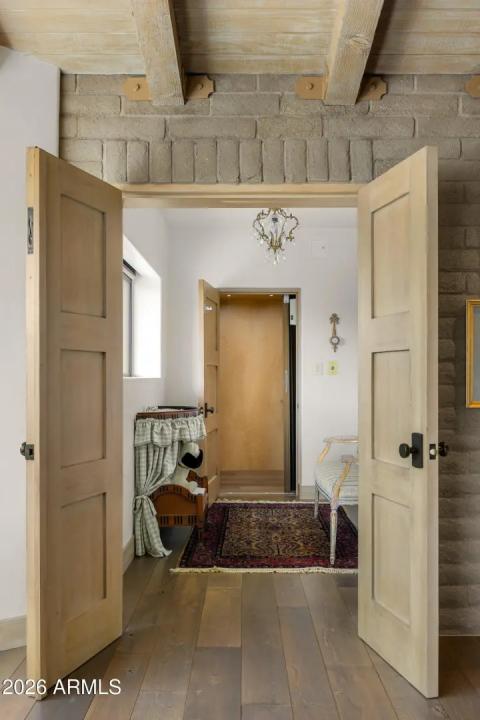 Real Estate Picture 32