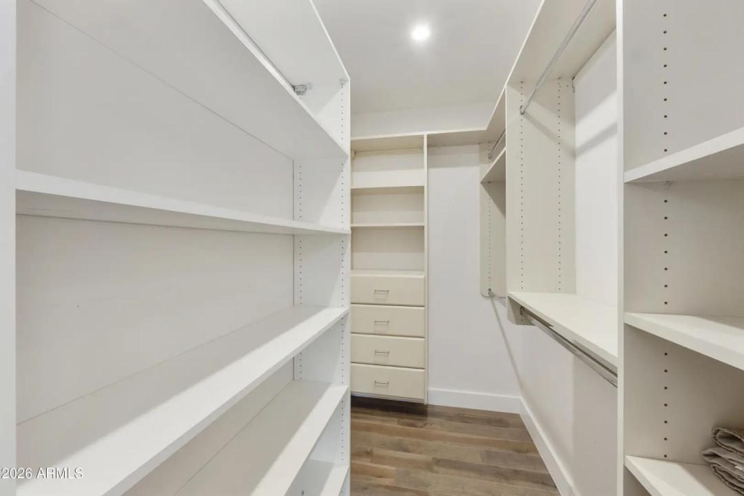 Real Estate Picture 20