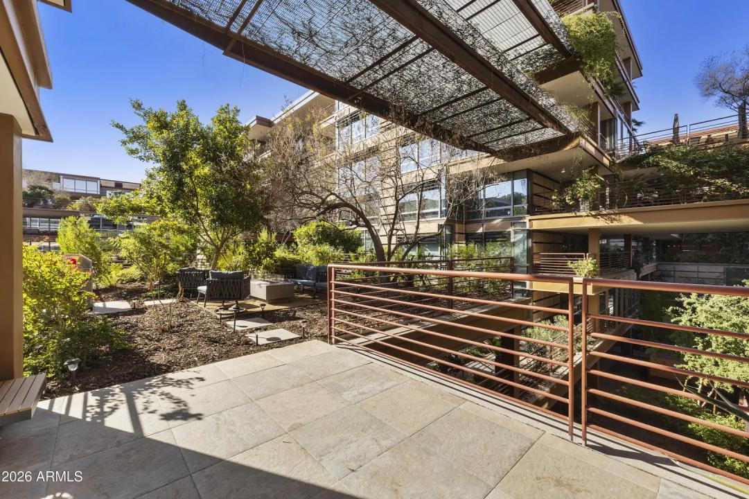Real Estate Picture 28