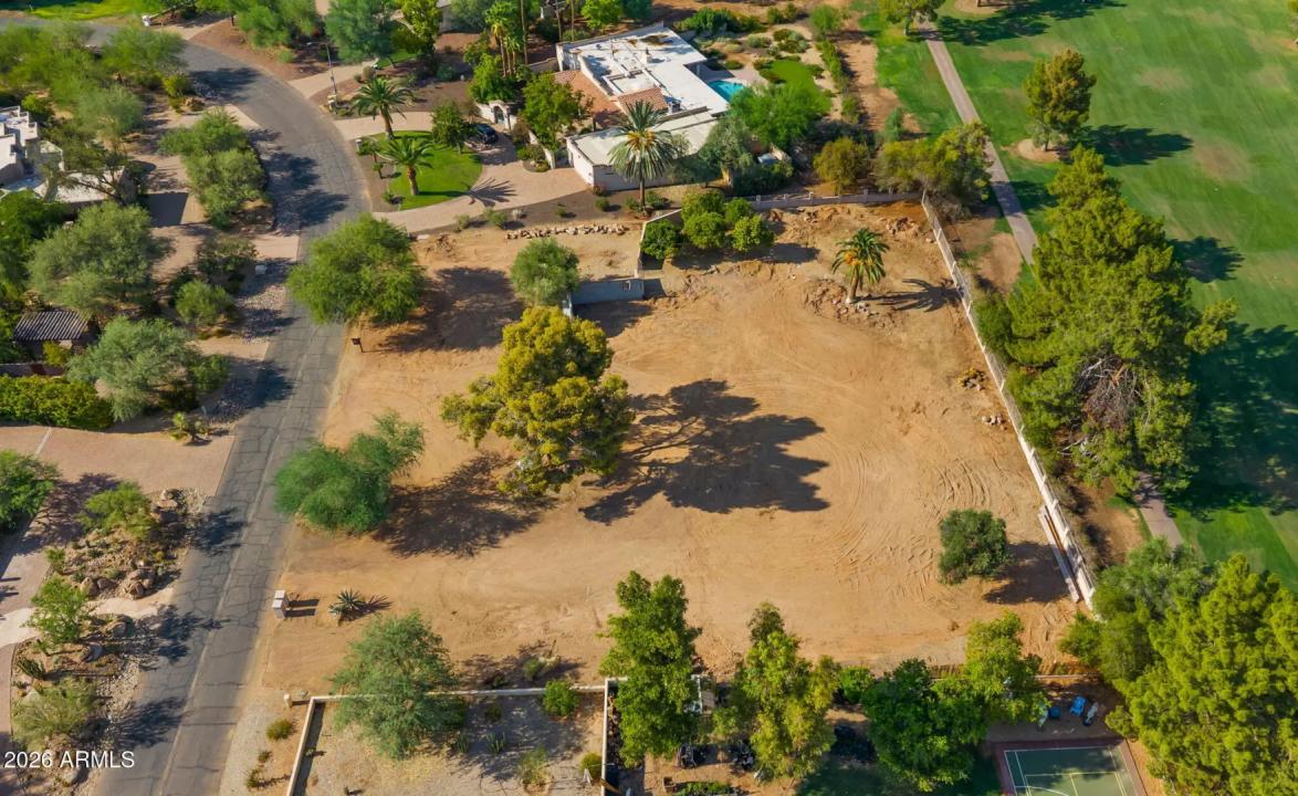 Real Estate Picture 30