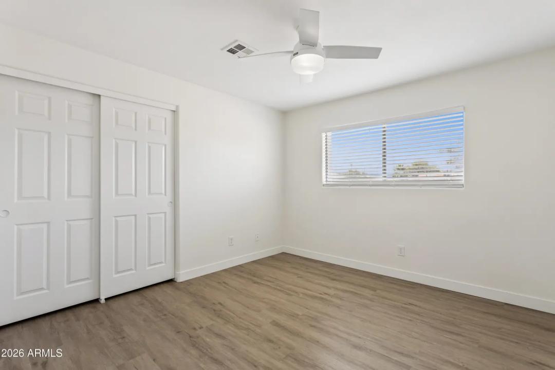 Real Estate Picture 17