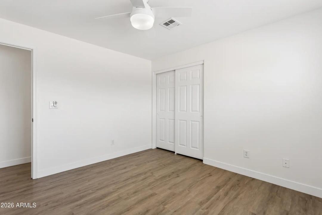 Real Estate Picture 18