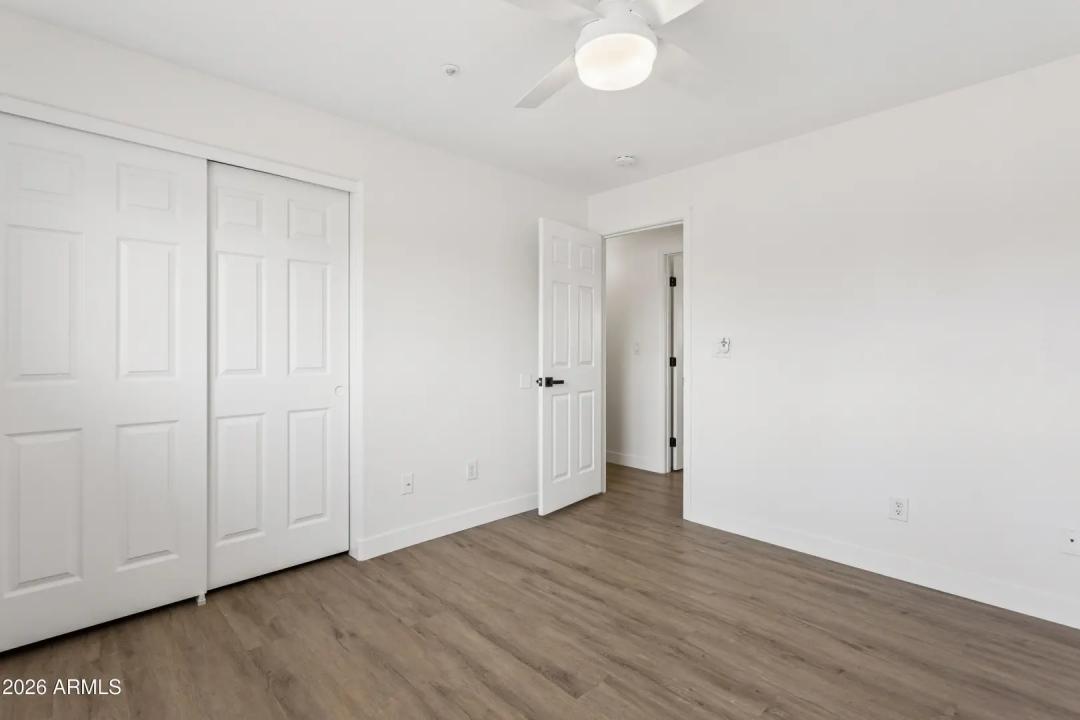 Real Estate Picture 22