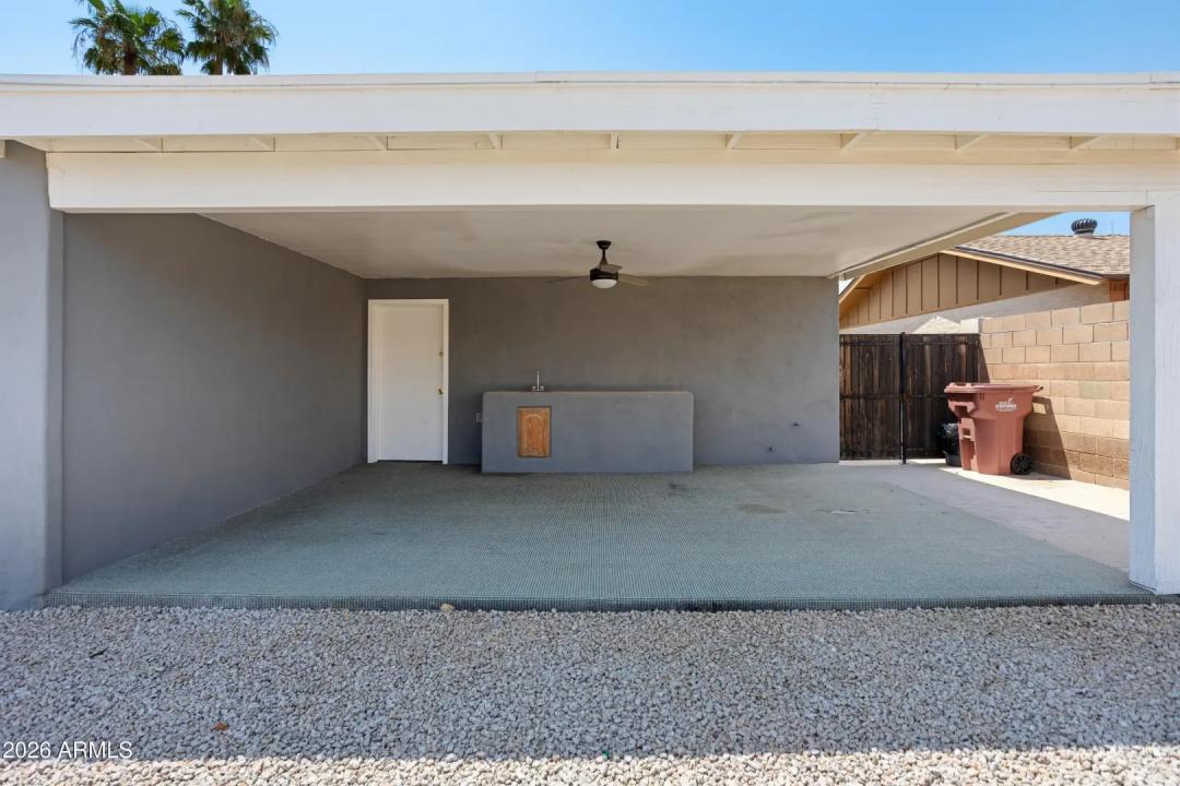 Real Estate Picture 33