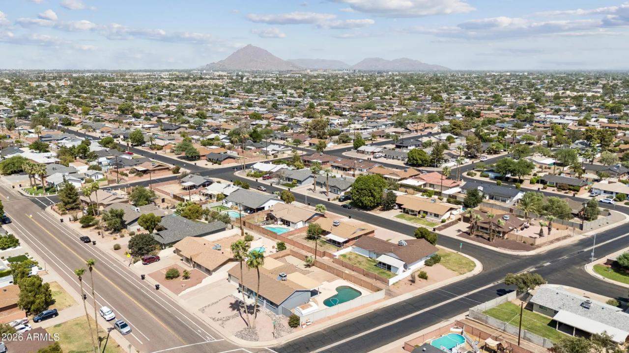 Real Estate Picture 36