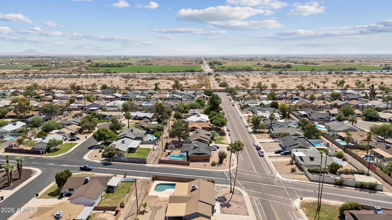 Real Estate Picture 40