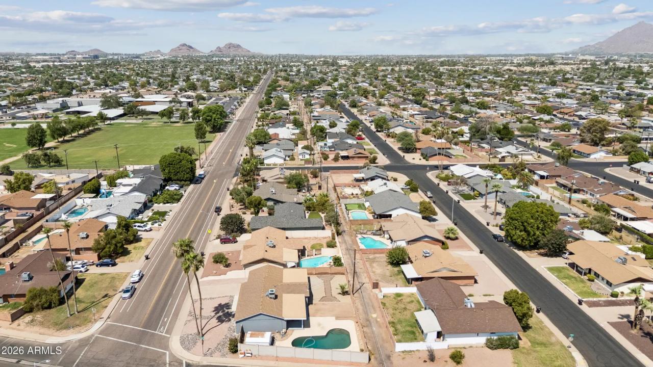 Real Estate Picture 42