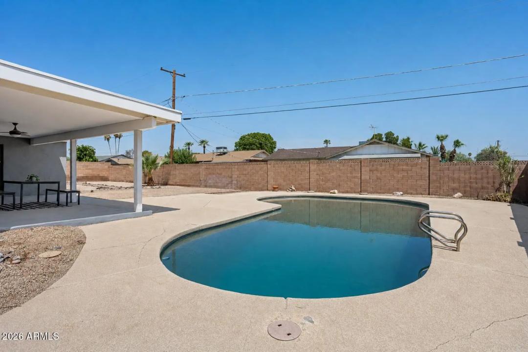 Real Estate Picture 28