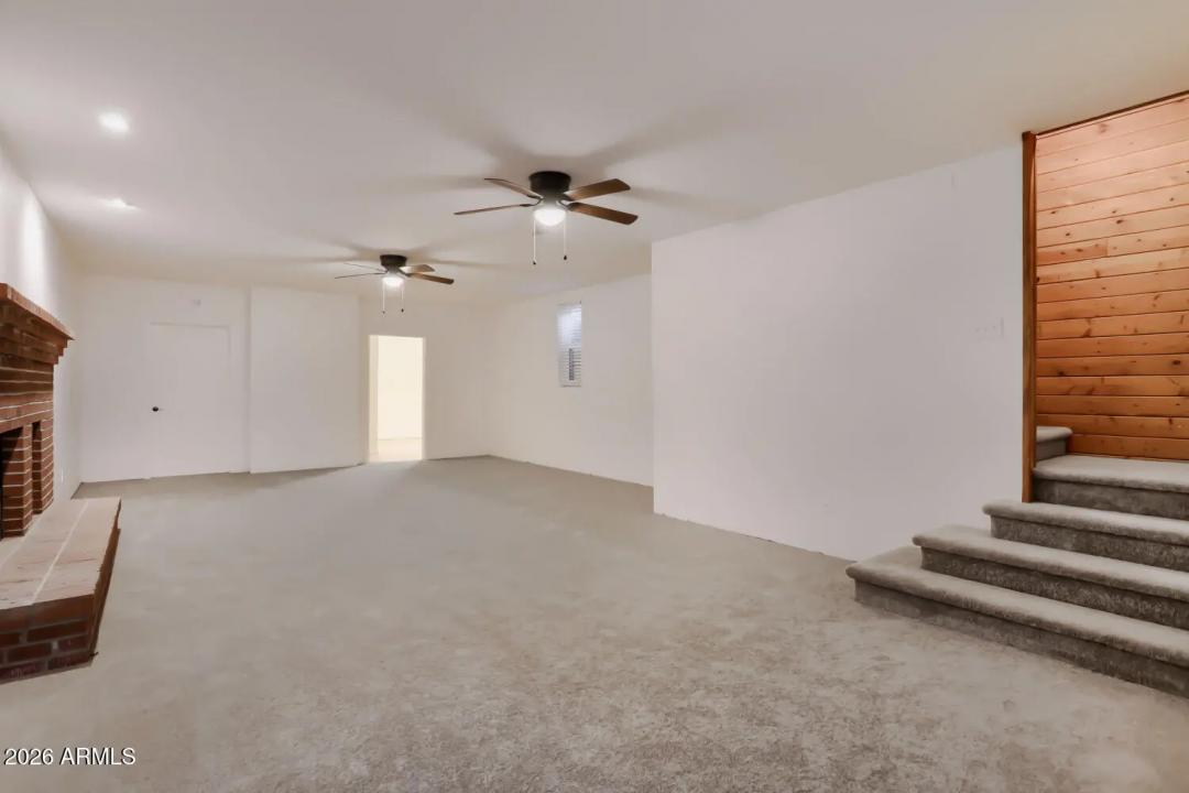 Real Estate Picture 19