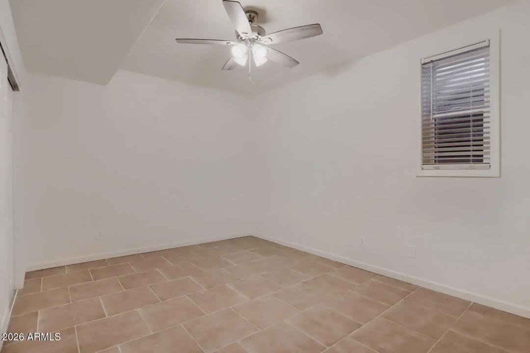Real Estate Picture 20