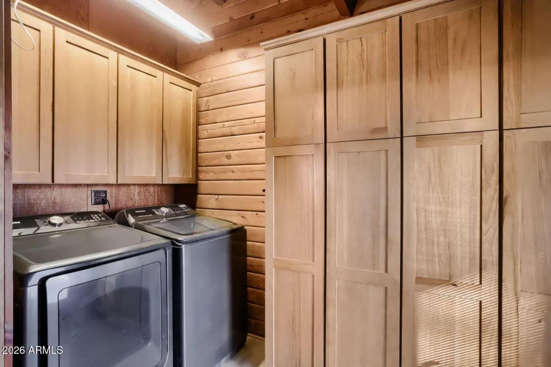 Real Estate Picture 17
