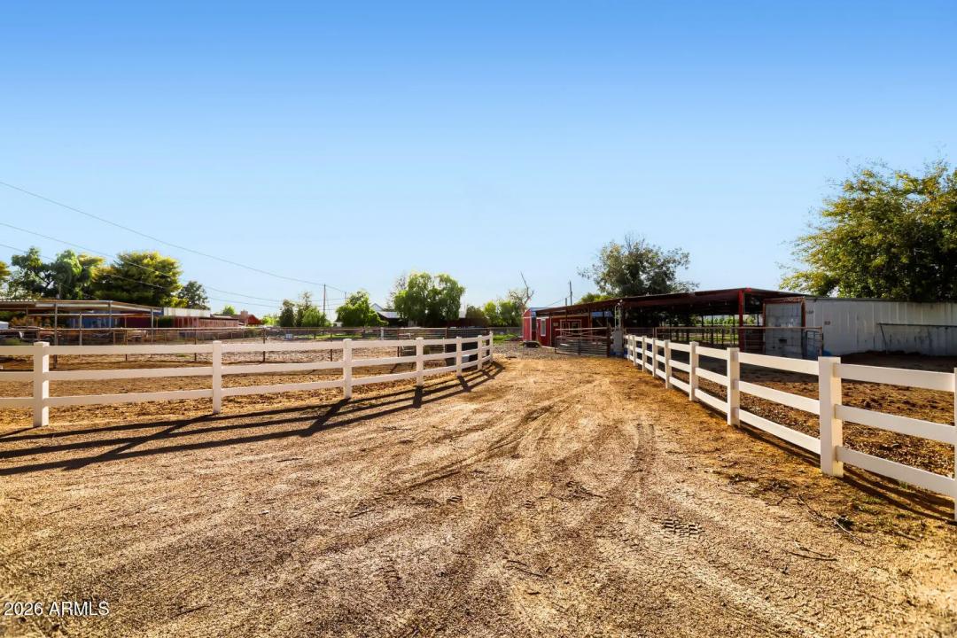 Real Estate Picture 29
