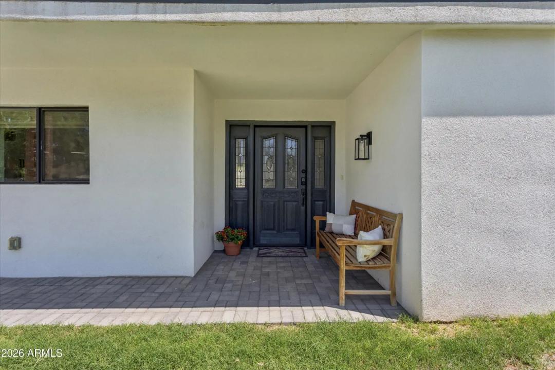 Real Estate Picture 6