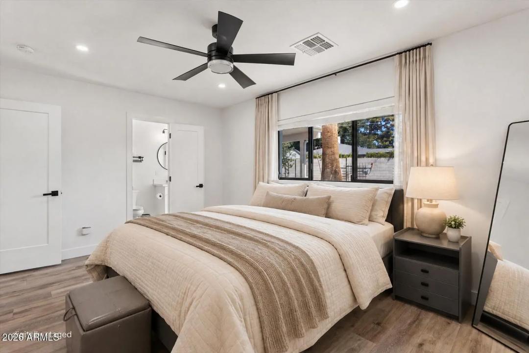 Real Estate Picture 27