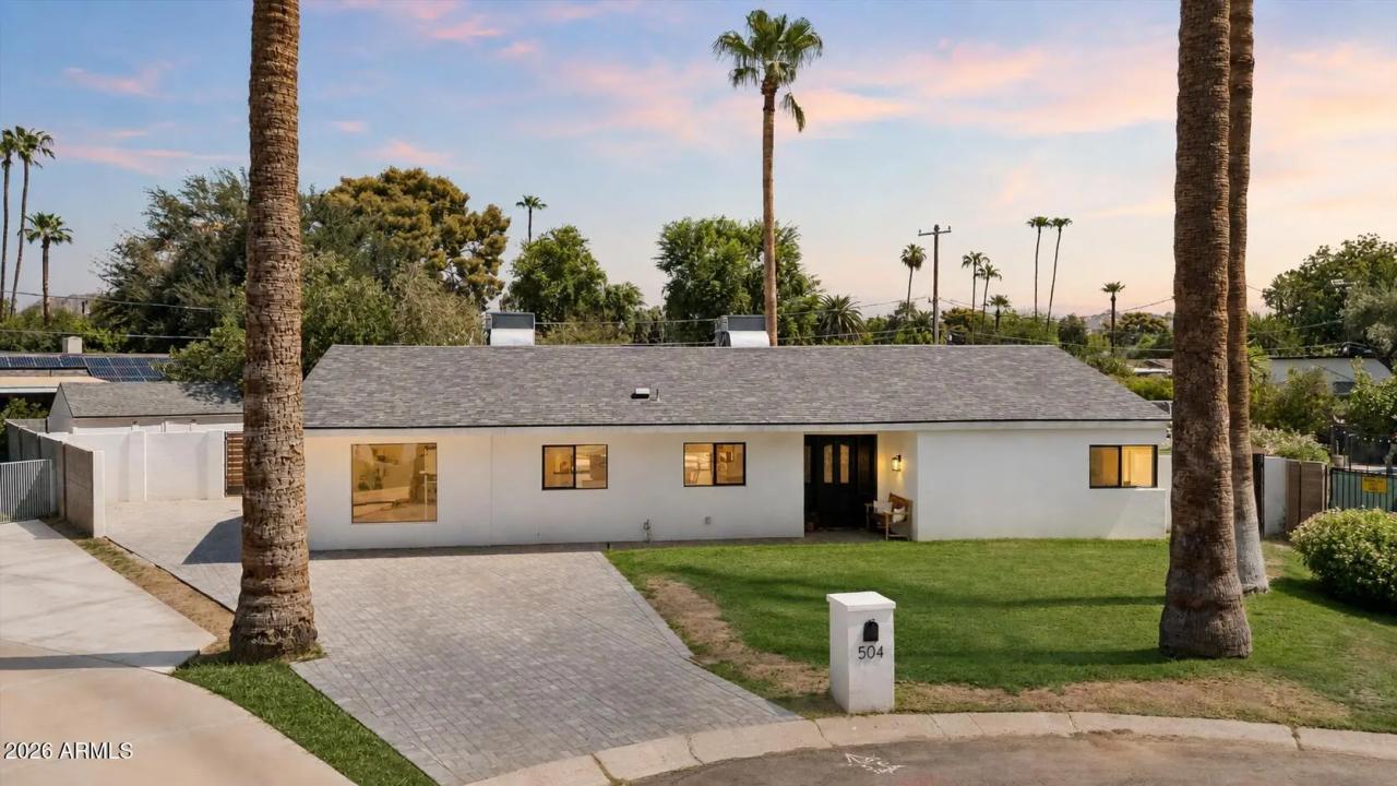 Real Estate Picture 5